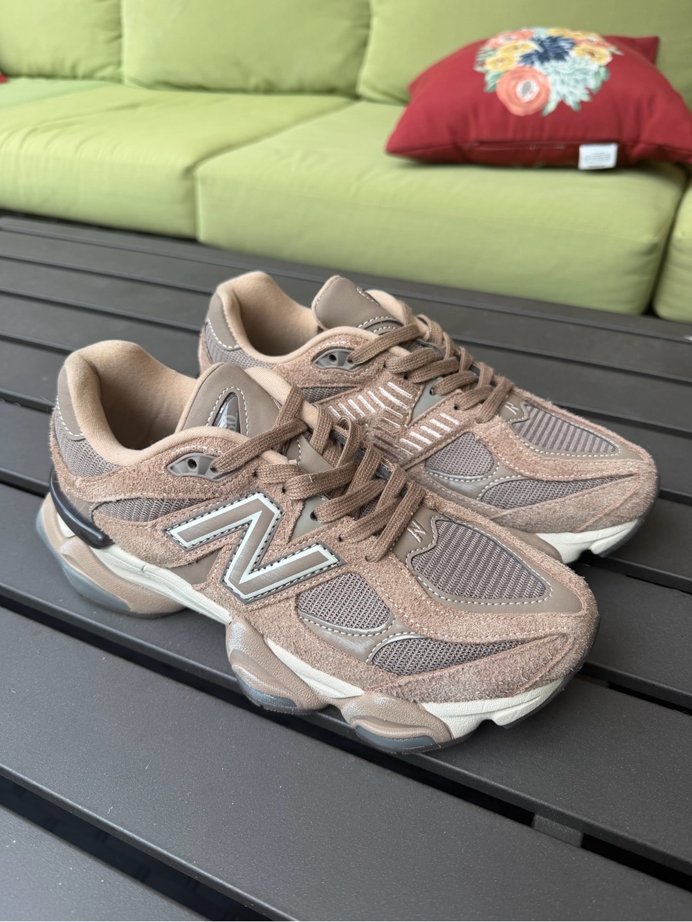 New Balance 9060 Mushroom 8.5 - Picture 8 of 13